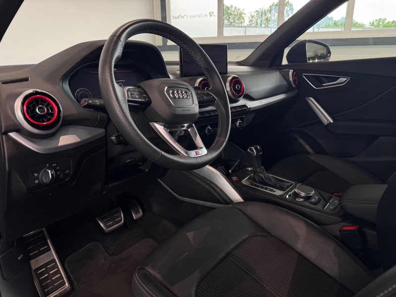 Audi SQ2 2.0 TFSI quattro*BLACK LINE*KEYLESS*MATRIX* — photo 13
