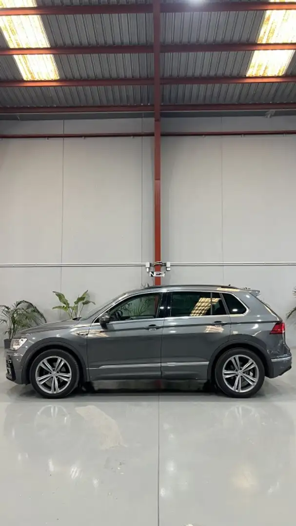 Volkswagen Tiguan 1.5 TSI Advance DSG 110kW Gris - 2