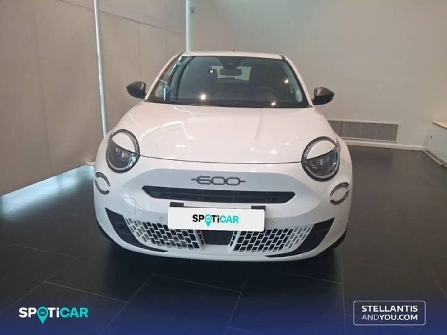 Fiat 600 MHEV 1.2 74kW (100CV) DDCT - Blanco - 2