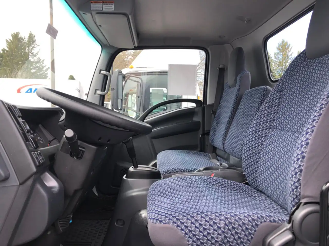 Isuzu NPR fotografie Isuzu NPR