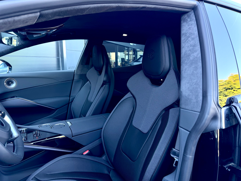 Lotus Eletre 600 - STELLAR ZWART - JASPER PU — photo 10