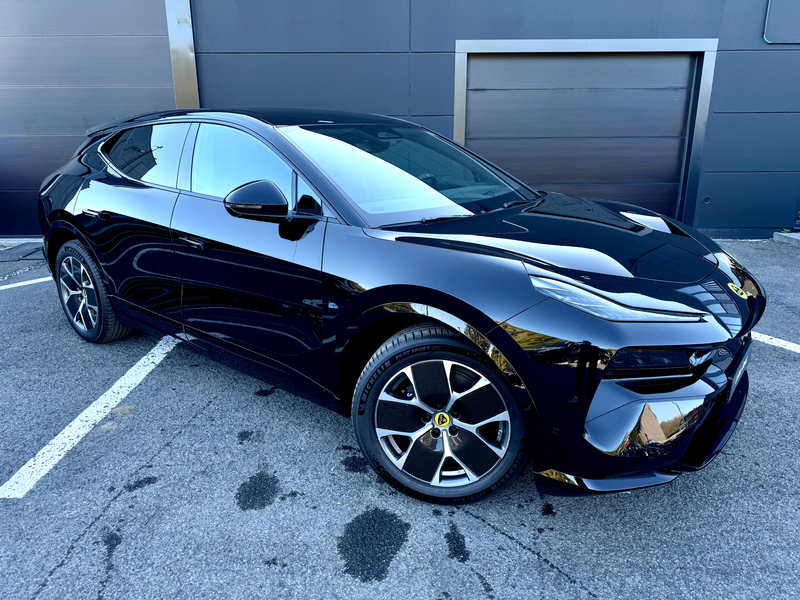 Lotus Eletre 600 - STELLAR ZWART - JASPER PU — photo 2