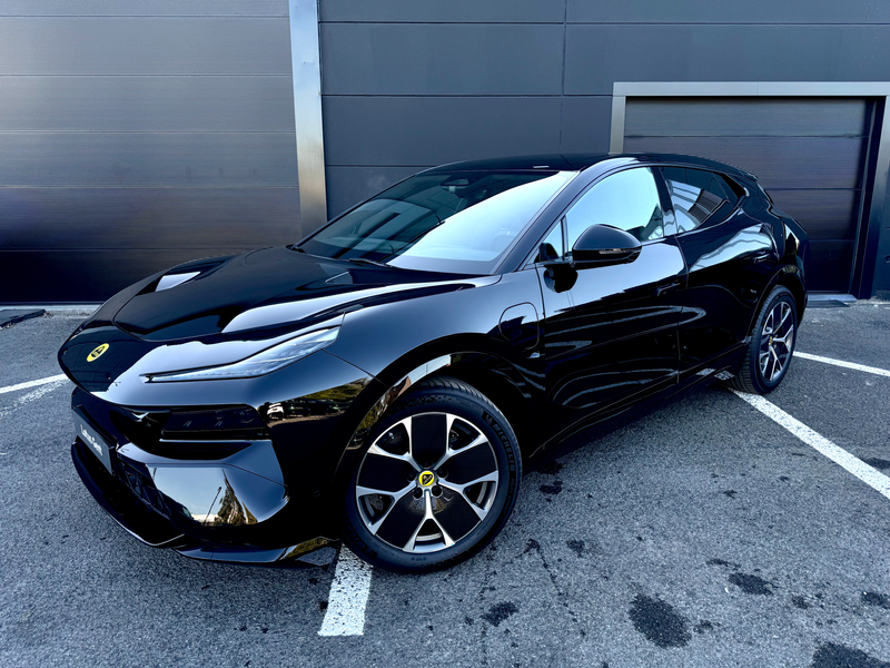 Lotus Eletre 600 - STELLAR ZWART - JASPER PU — photo 3