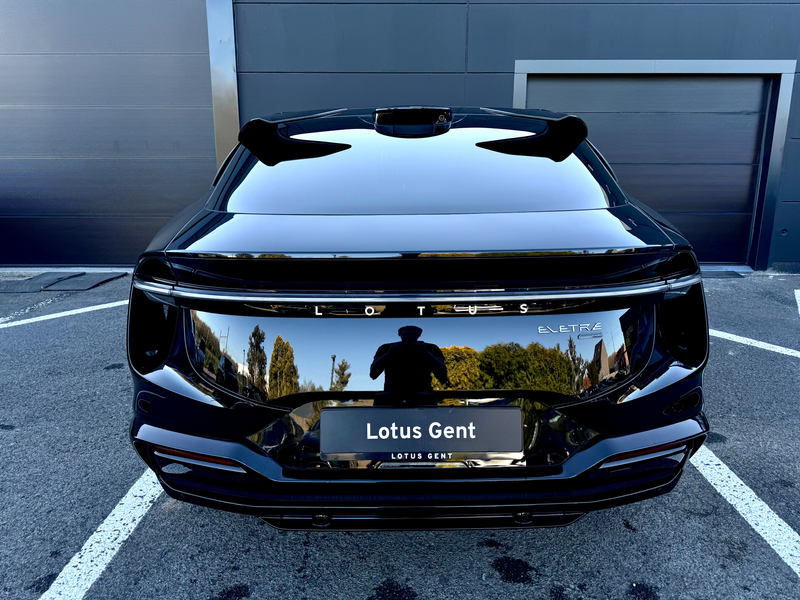 Lotus Eletre 600 - STELLAR ZWART - JASPER PU — photo 5
