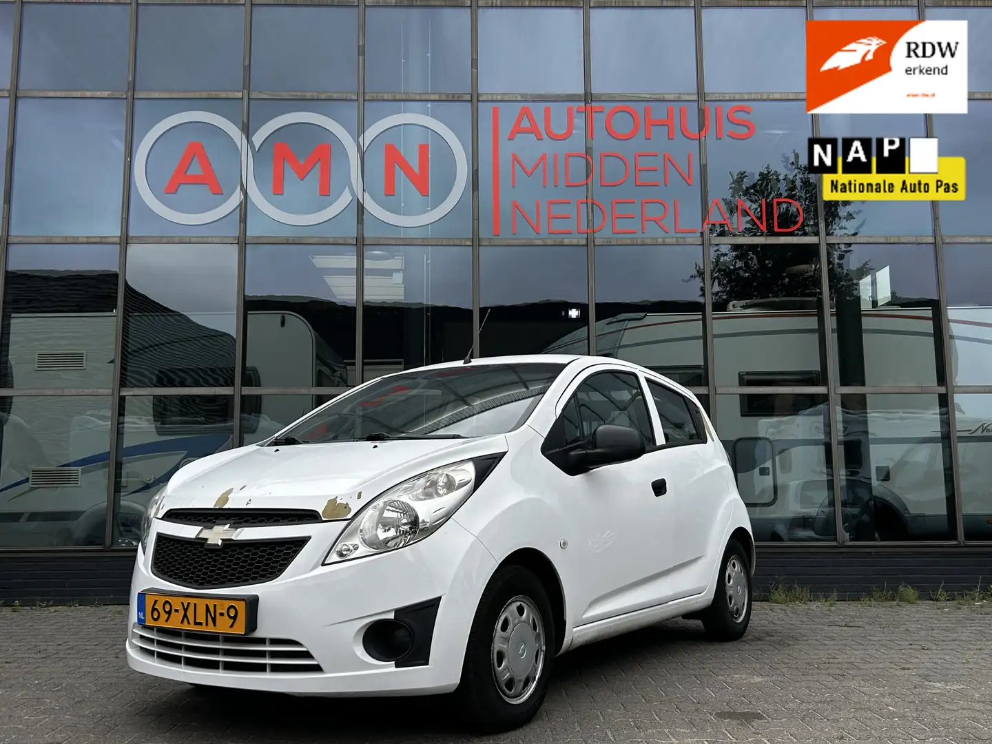 Chevrolet Spark 1.0 16V LS Bi-Fuel Wit - 1