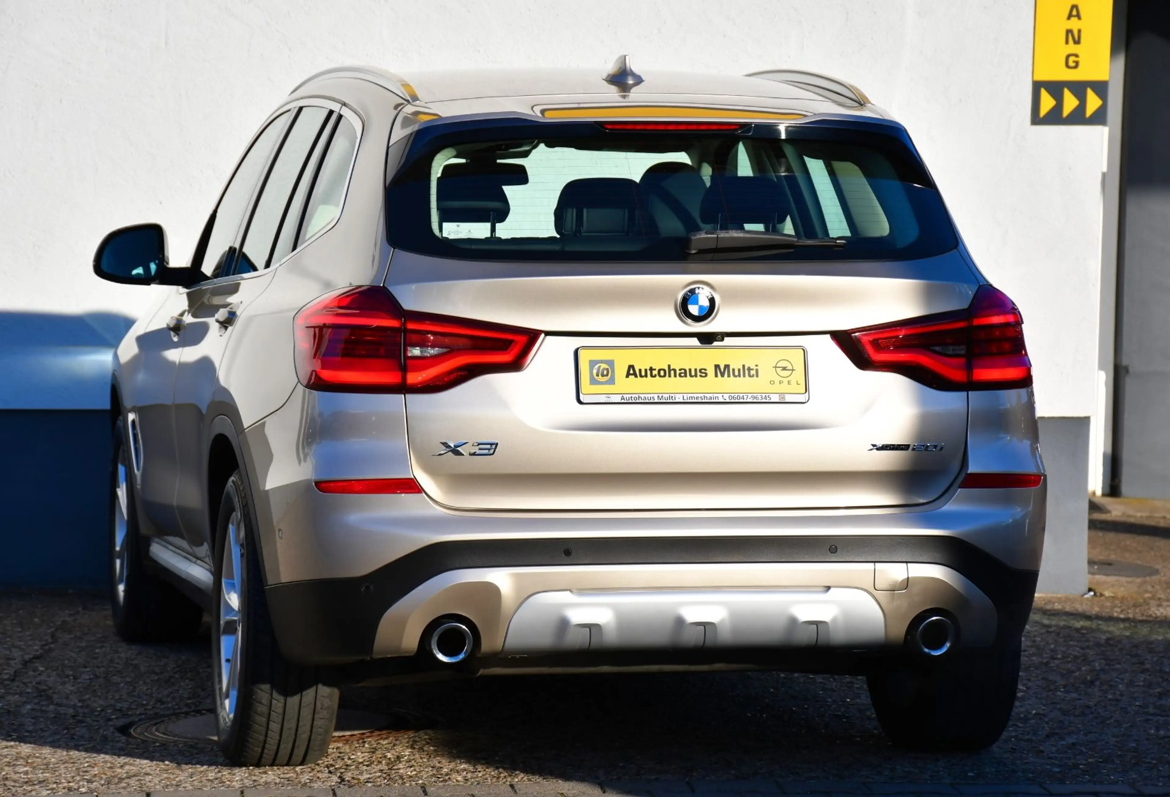 BMW X3 xDrive20i Individual Kamera M-Sport LED — photo 7