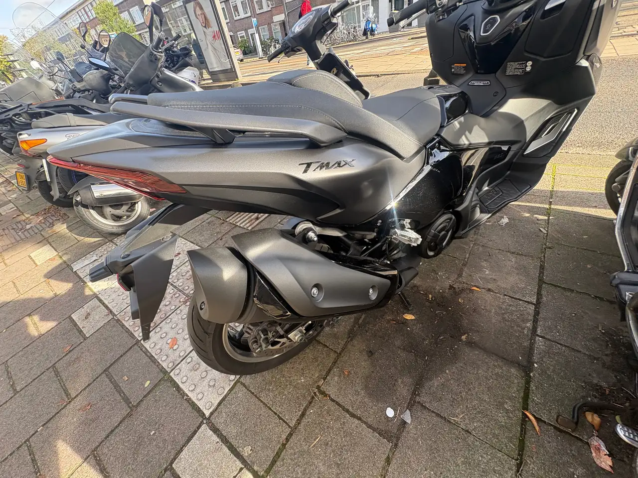 Yamaha Tmax 560