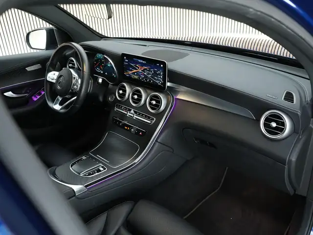 Mercedes-Benz GLC view 3