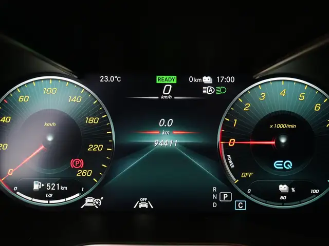 Mercedes-Benz GLC view 14