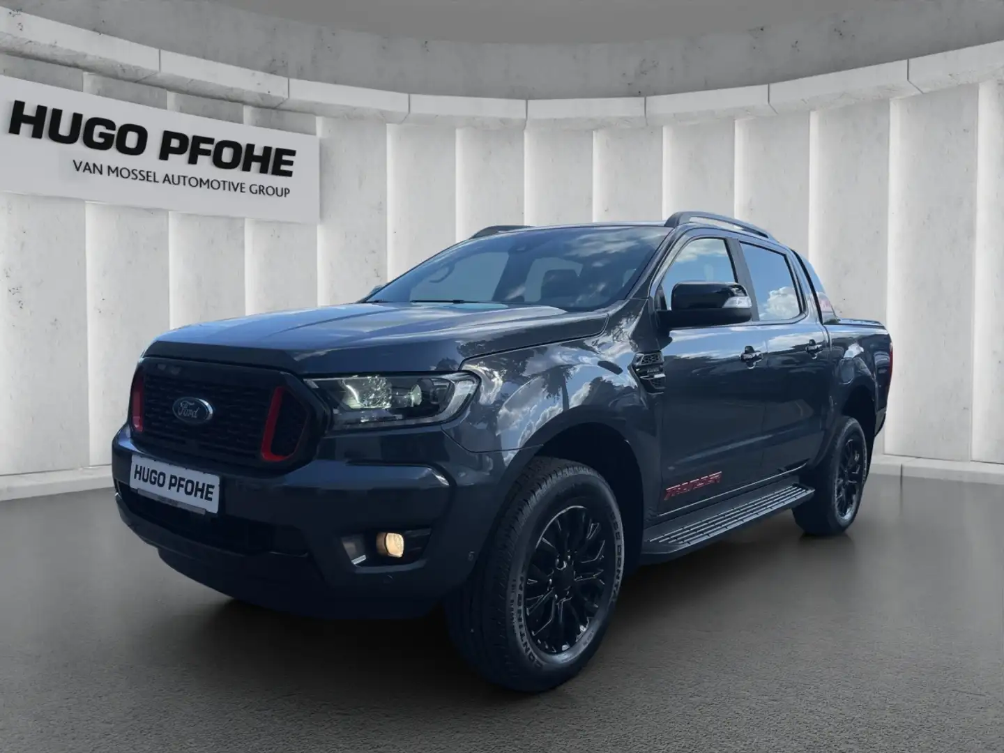 Ford Ranger 2.0 Thunder 4x4 AHK LED NAV ROLLO KAM Šedá - 1