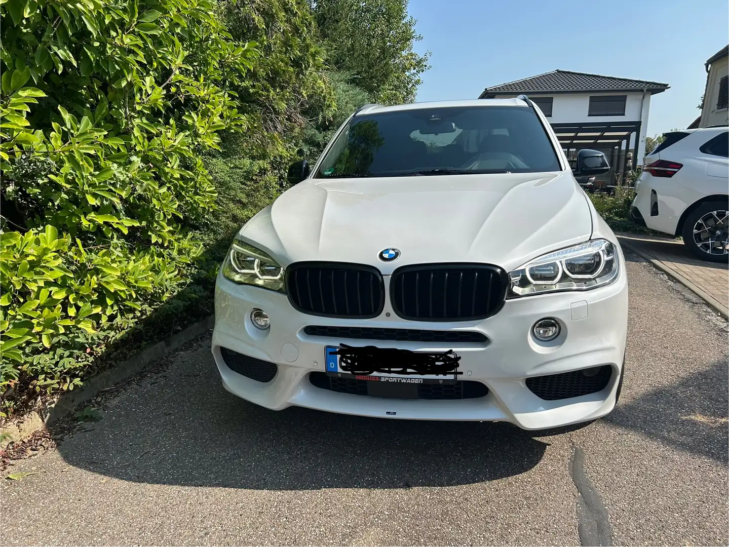 BMW X5 M X5 M50d Sport-Aut. Weiß - 2
