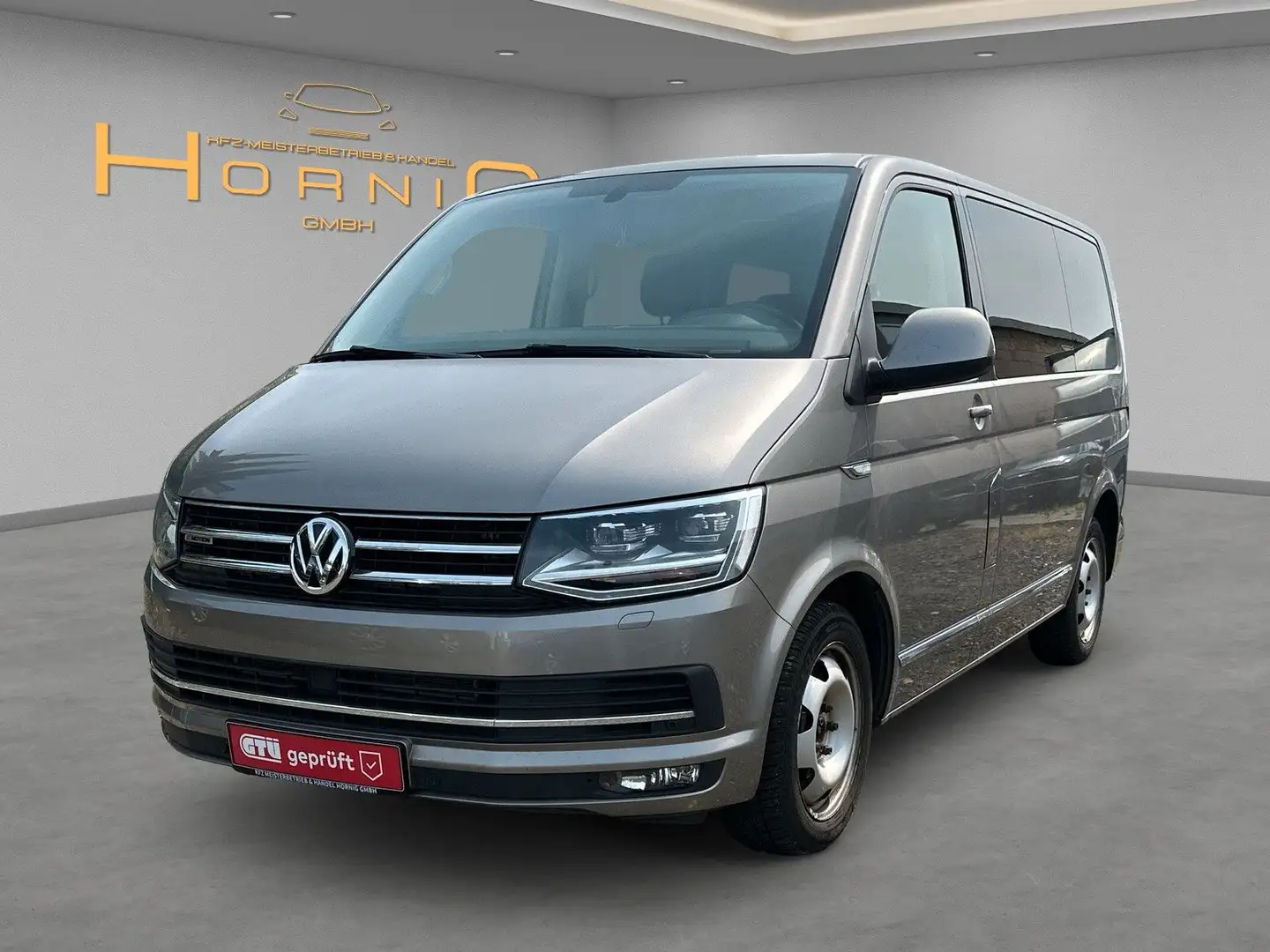 Volkswagen T6 Multivan Generation Six 4Motion Beige - 1