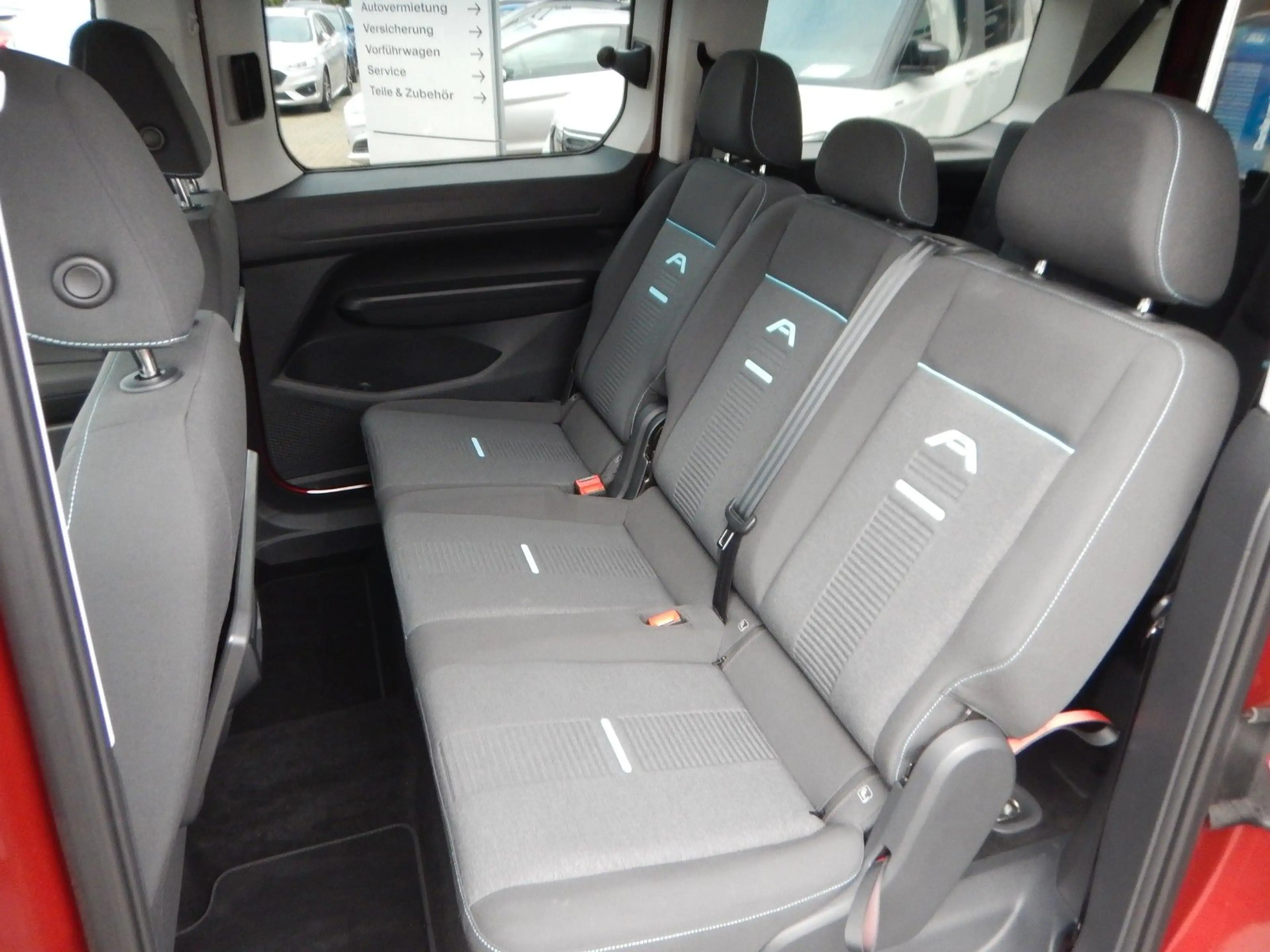Ford Grand Tourneo Connect Active Navi Kamera LED AHK — photo 9