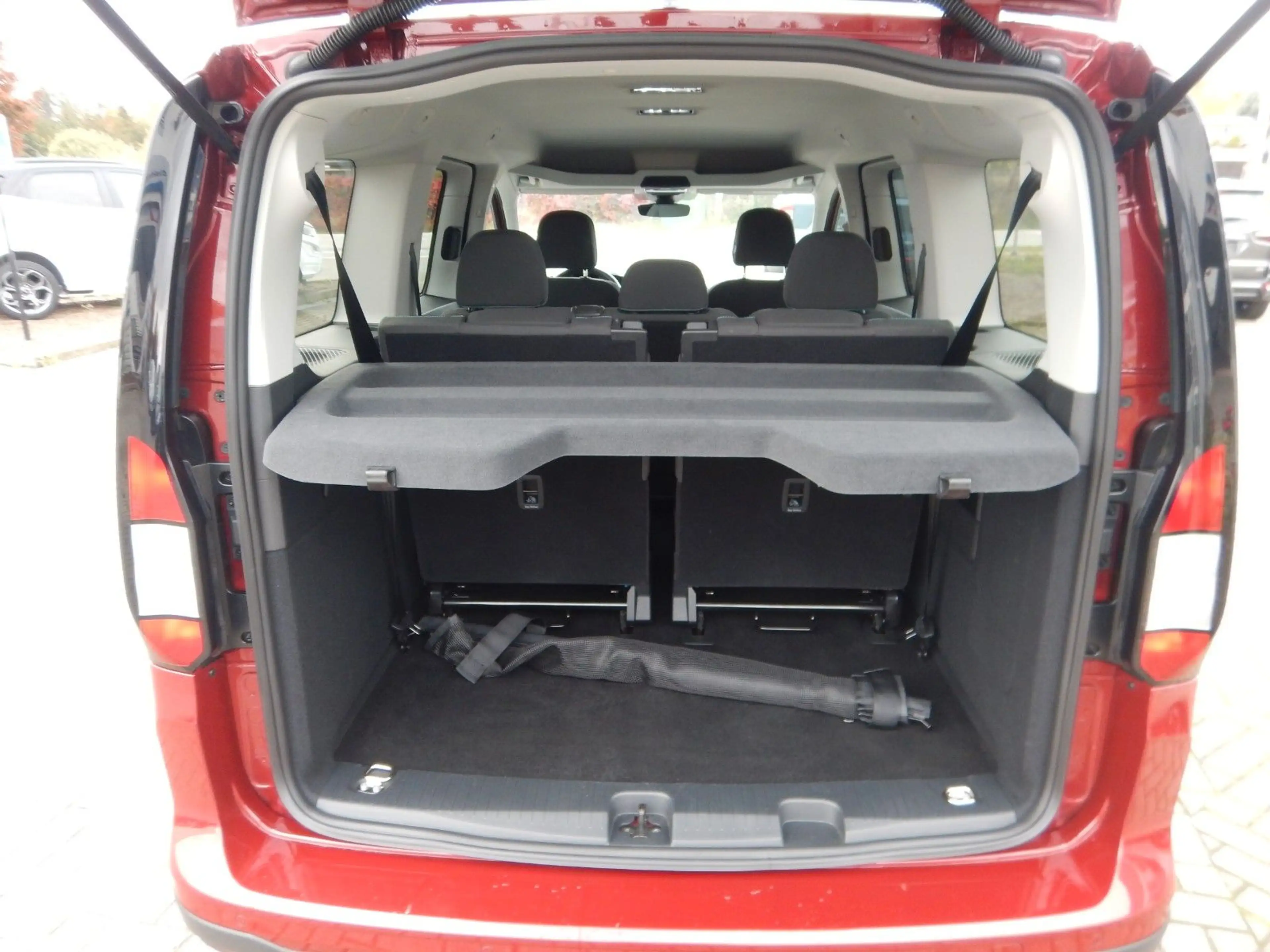 Ford Grand Tourneo Connect Active Navi Kamera LED AHK — photo 8