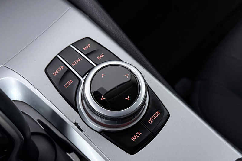 BMW 530 5-serie Touring 530i Executive (ELEKTR STOELEN, NA — photo 14
