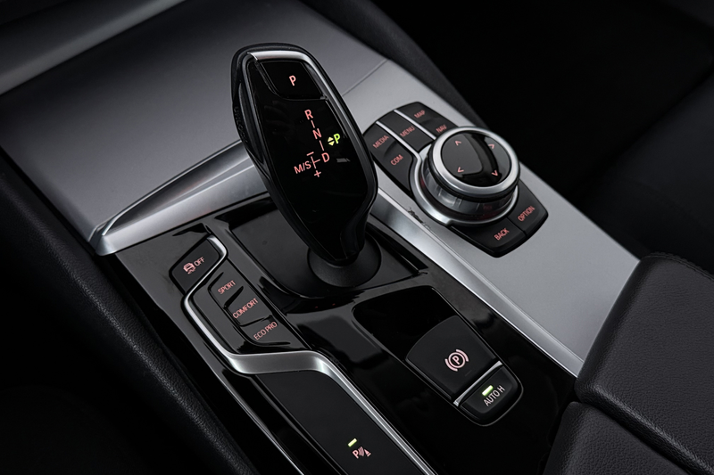 BMW 530 5-serie Touring 530i Executive (ELEKTR STOELEN, NA — photo 16
