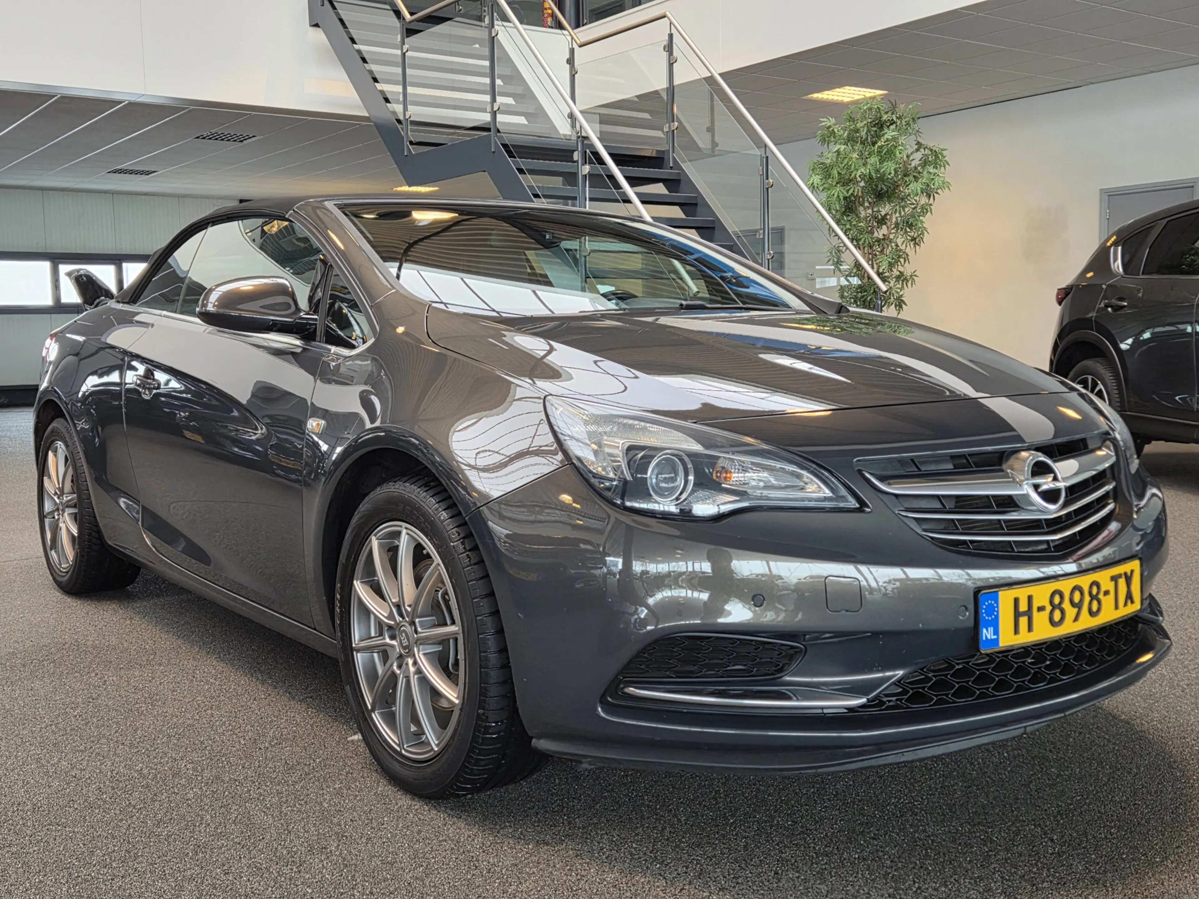 Opel Cascada 1.6 Turbo Cosmo / Trekhaak / Adaptieve verlichting — photo 7