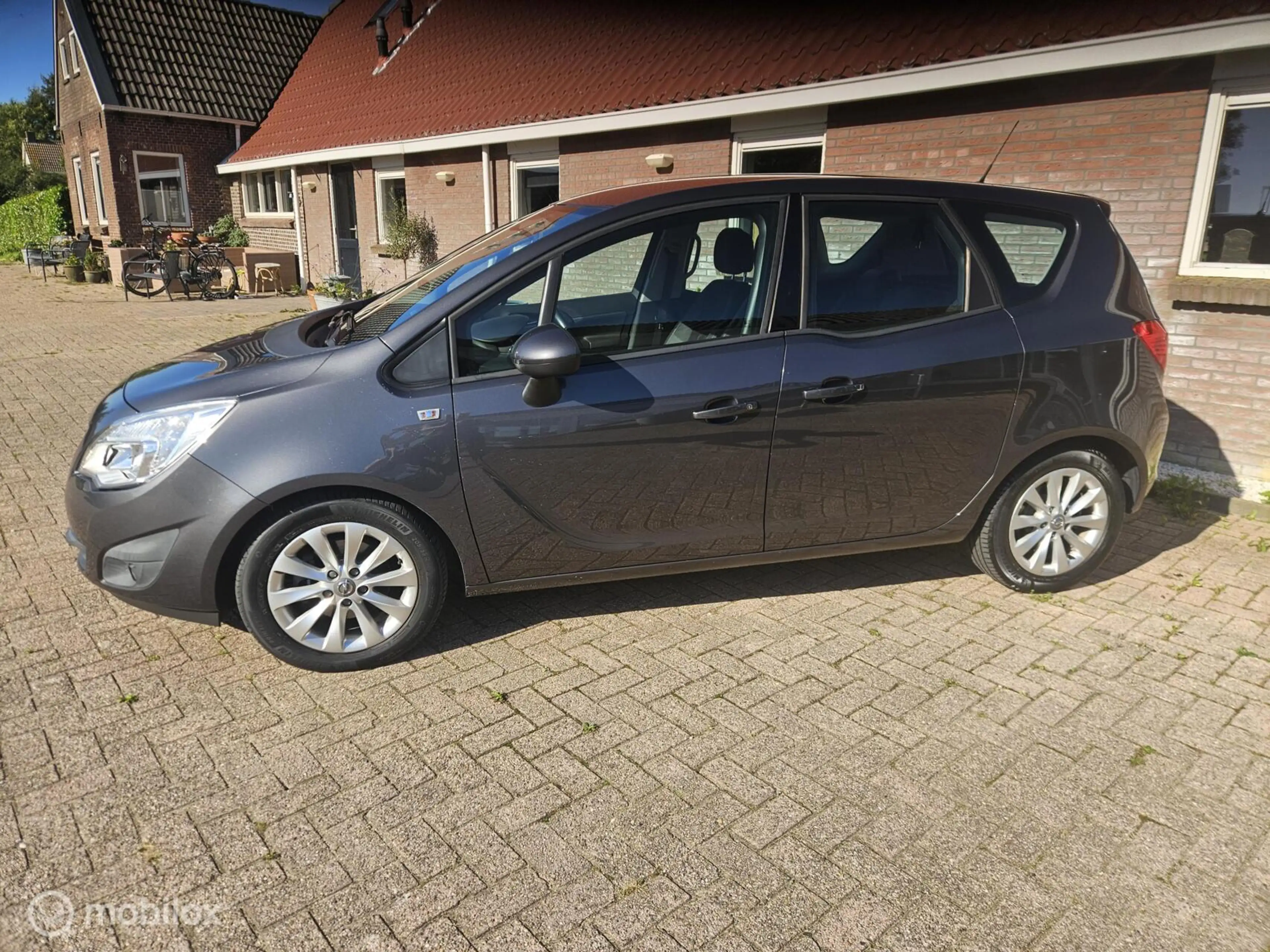 Opel Meriva 1.4 Turbo Cosmo Trekhaak — photo 2