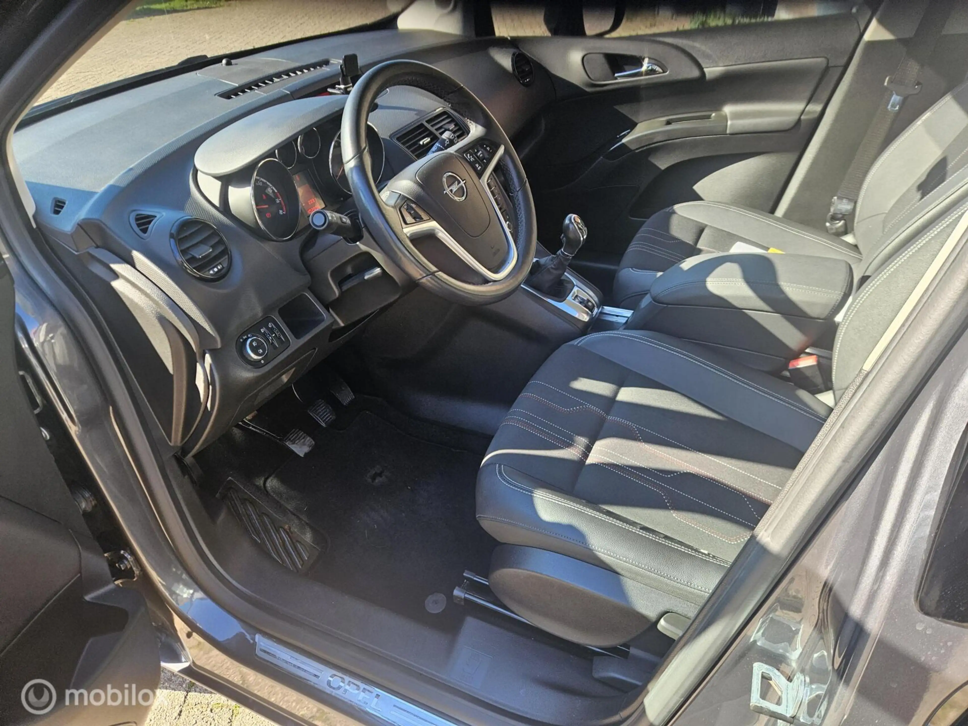 Opel Meriva 1.4 Turbo Cosmo Trekhaak — photo 12