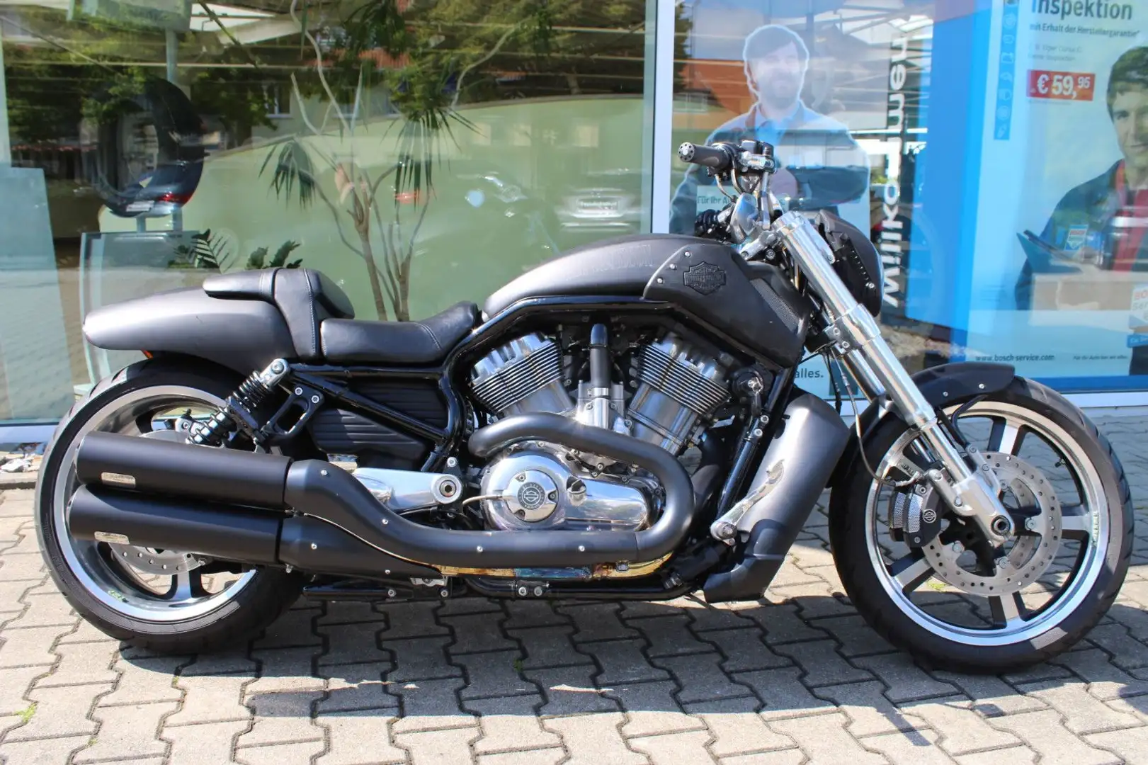 Harley-Davidson V-Rod Muscle Negru - 1