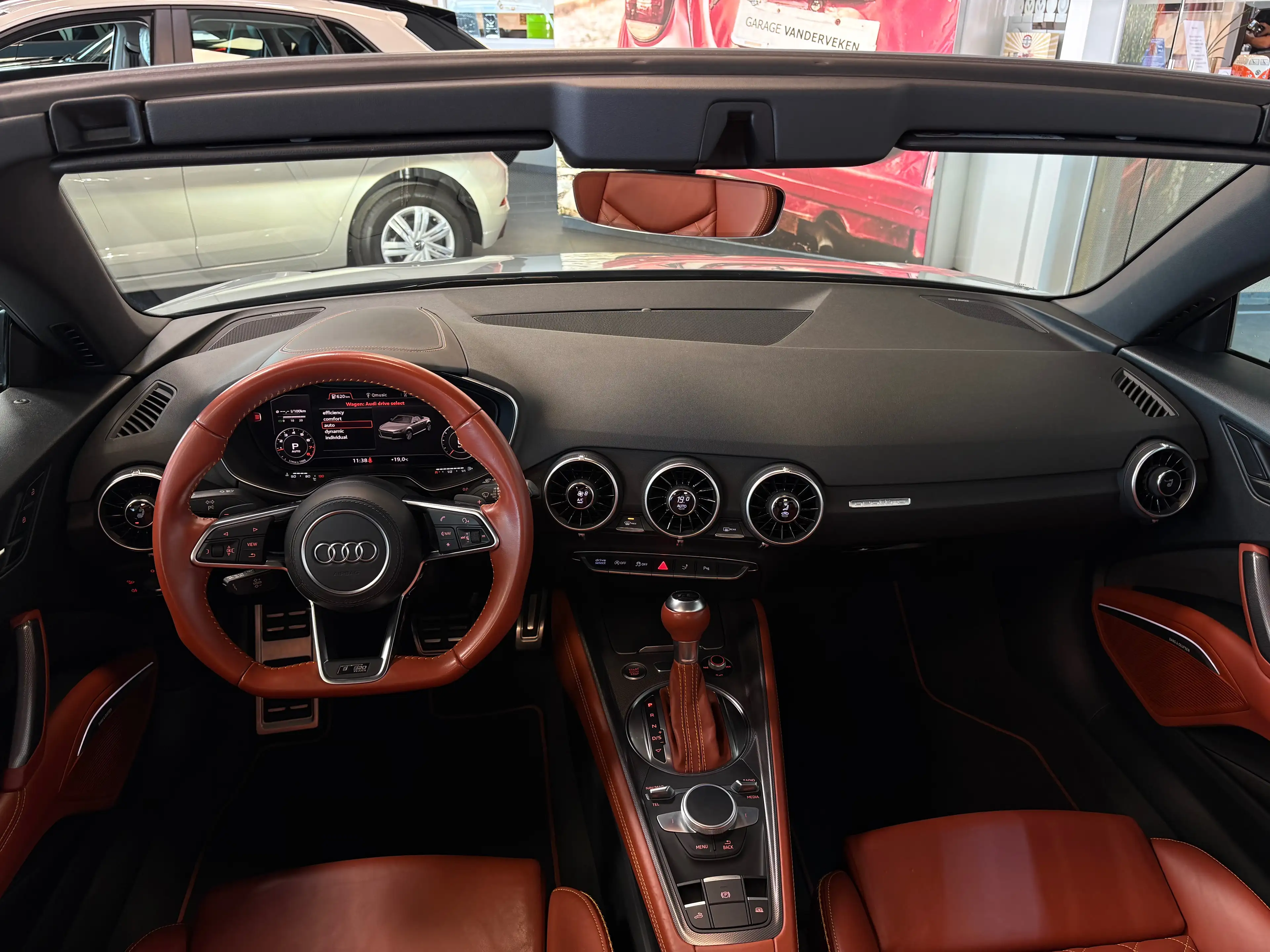 Audi TT TT Roadster 45 TFSI Quattro S tronic — photo 14