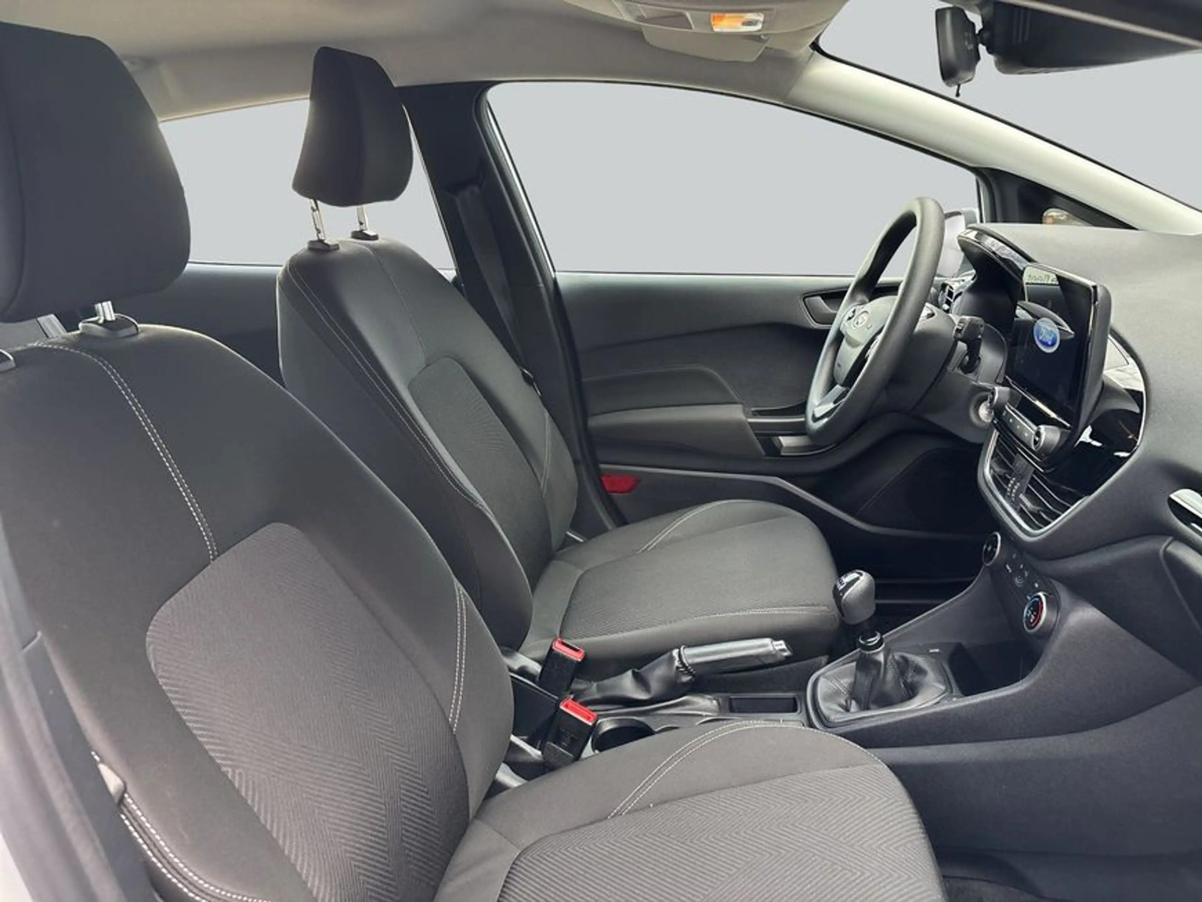 Ford Fiesta 1.0 EcoBoost S&S COOL&CONNECT — photo 12