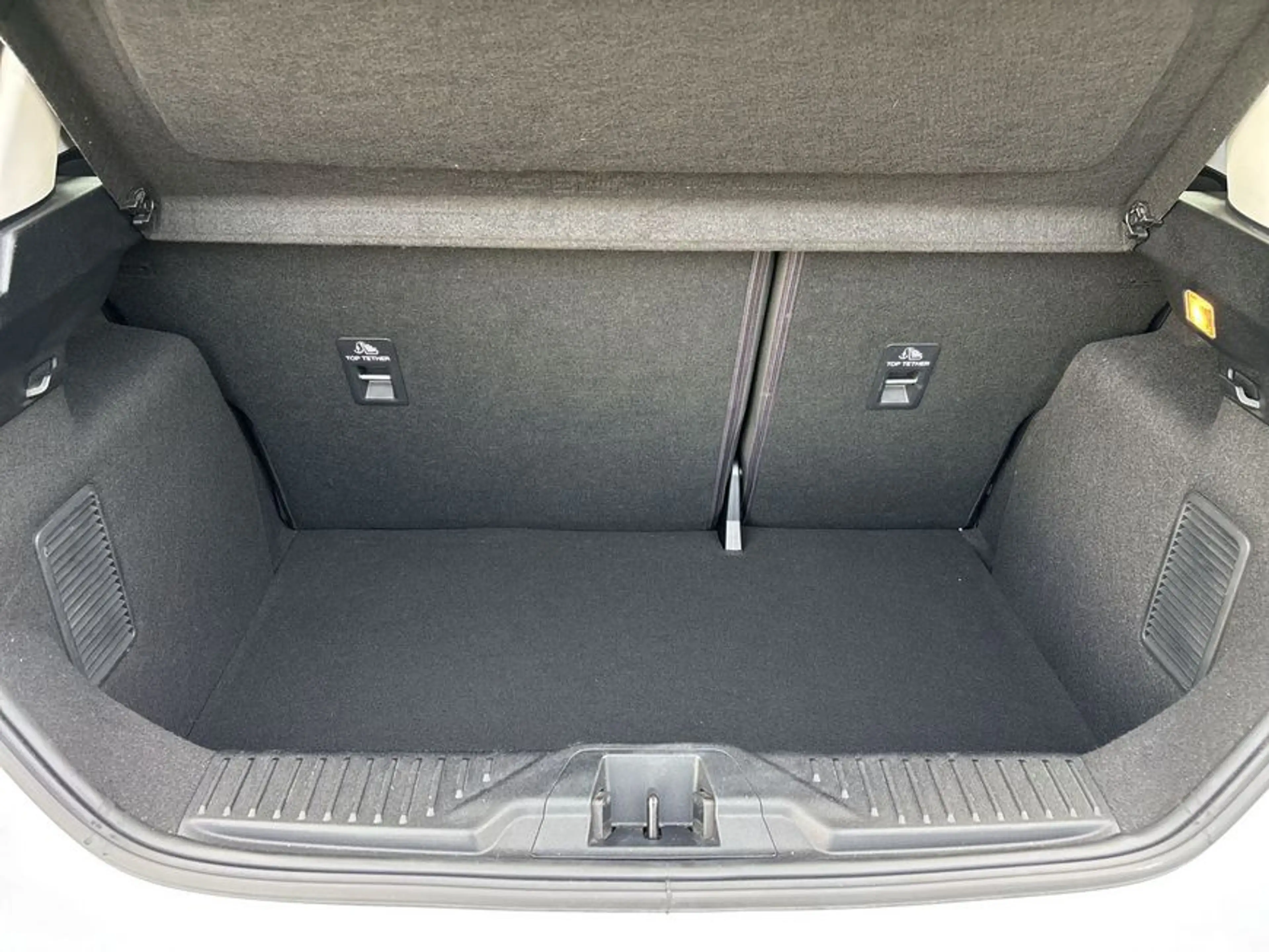 Ford Fiesta 1.0 EcoBoost S&S COOL&CONNECT — photo 8