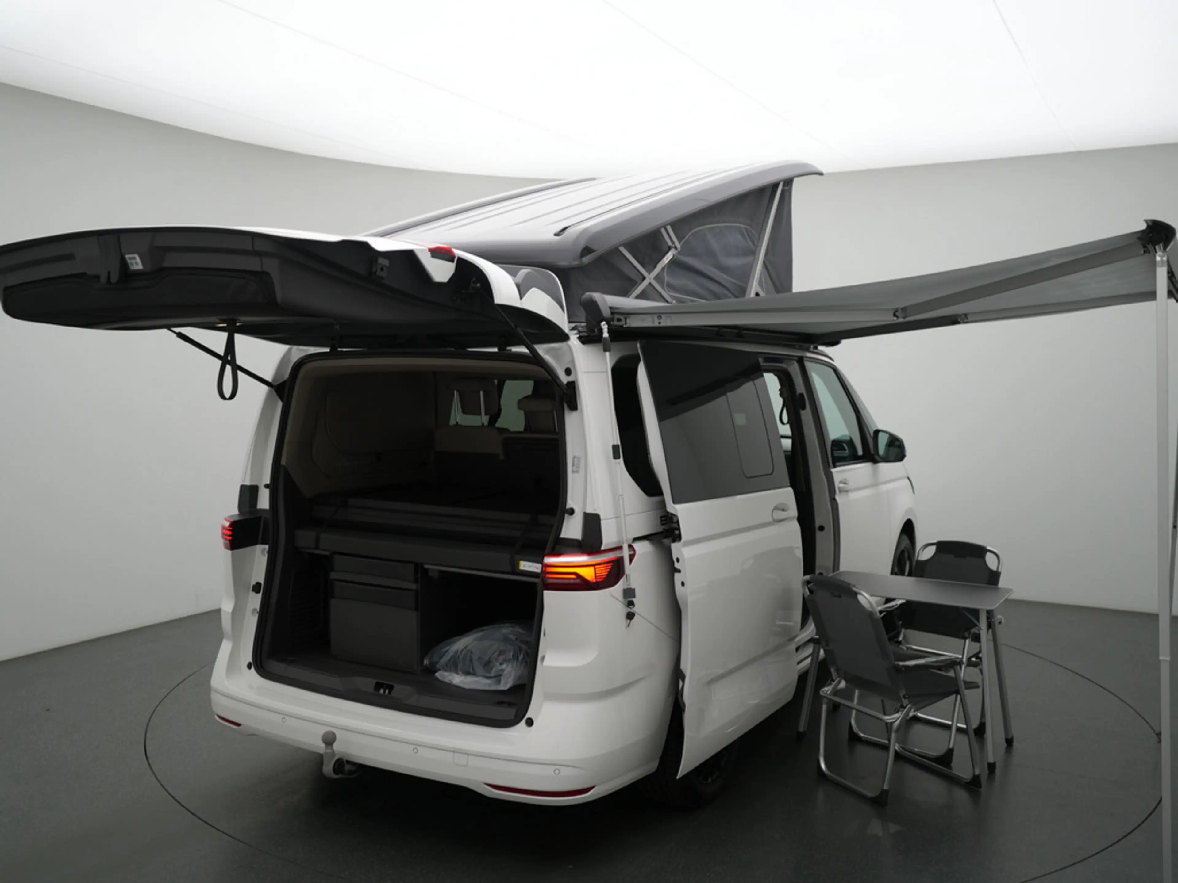 Volkswagen T7 California TDI Beach Tour MATRIX STANDHZ — photo 4