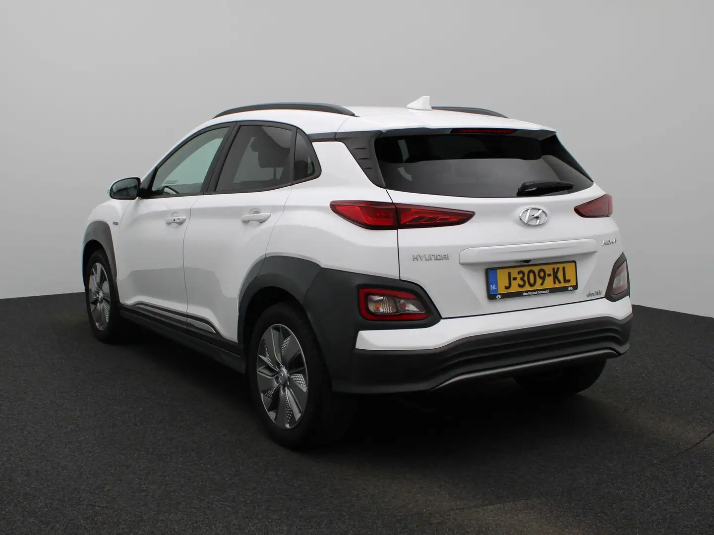 Hyundai KONA EV Fashion 64 kWh | NAVIGATIE | CRUISE CONTROL | C Wit - 2