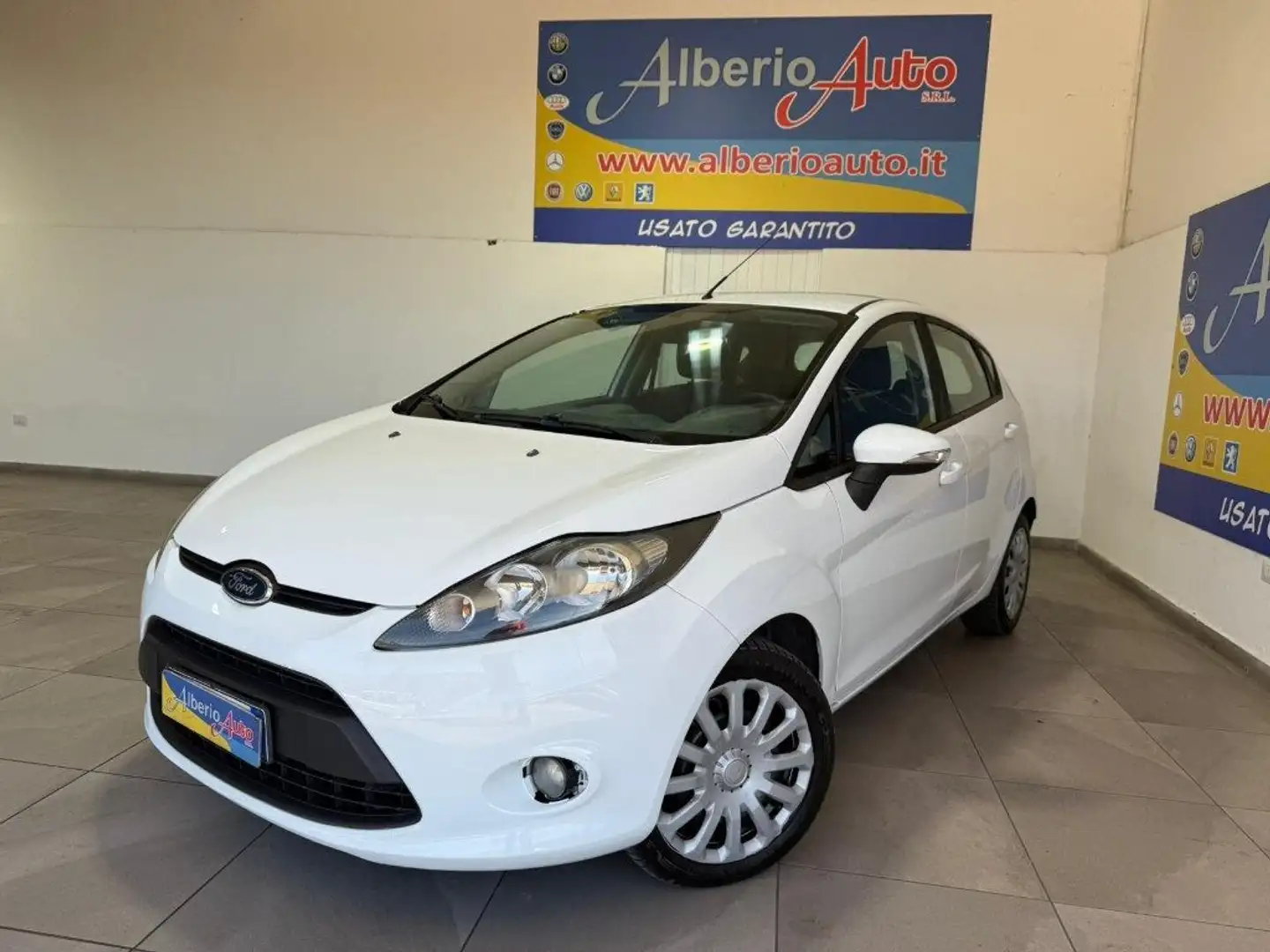 Ford Fiesta 1.2 82 CV 5 porte Active Wit - 1