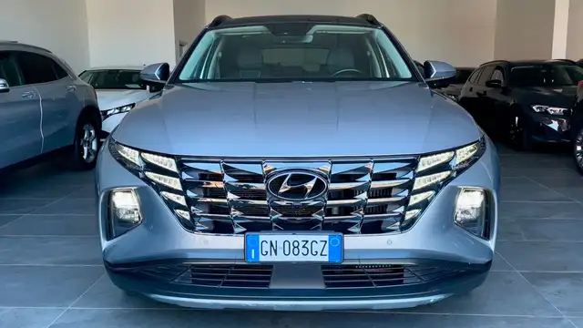 Hyundai Tucson view 2