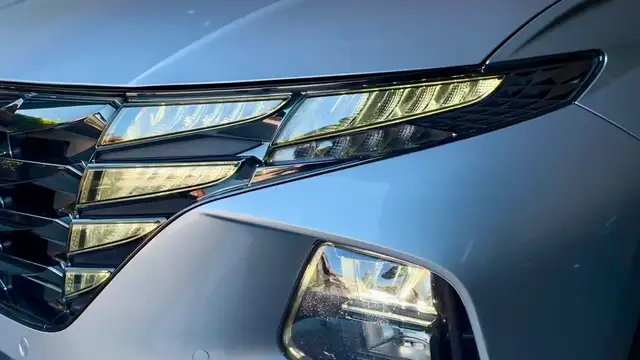 Hyundai Tucson view 4