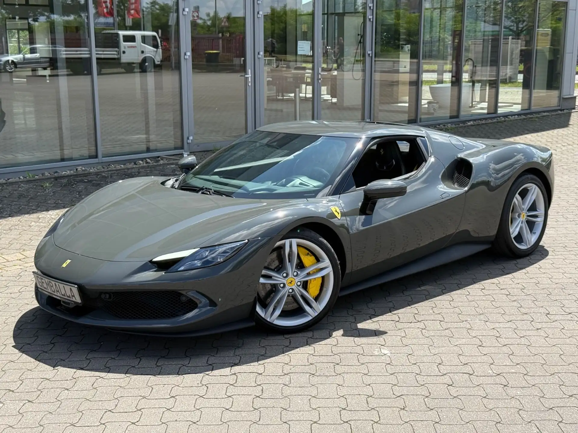 페라리 Ferrari 296 2024 건메탈 사진 3