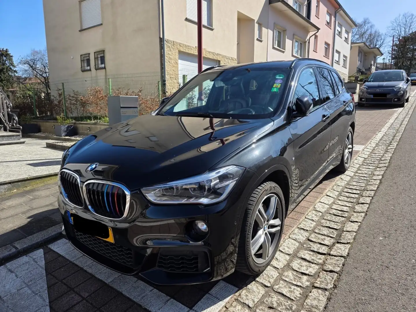 BMW X1 X1 xDrive25i Aut. M Sport Noir - 1