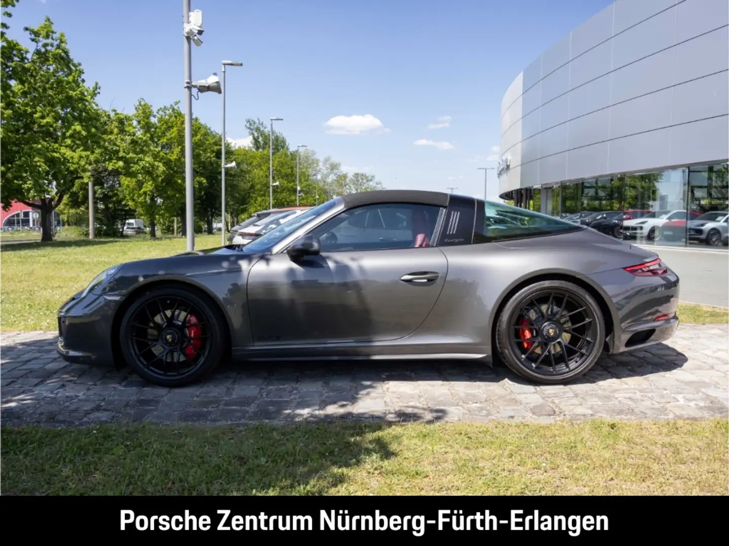 Porsche 991 911 Targa 4 GTS Klimasitz BOSE Abstandsregelung Gris - 2