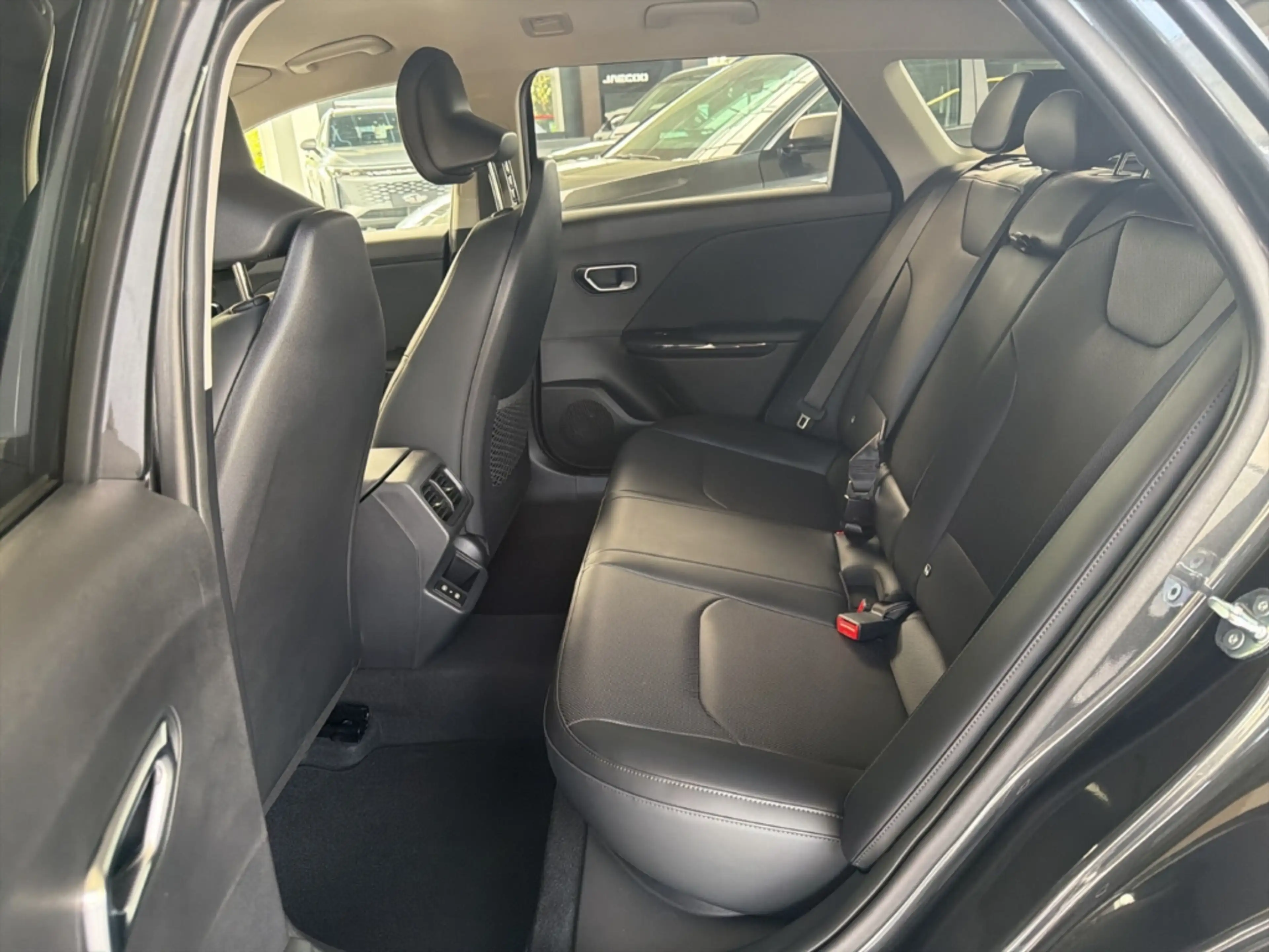 Kia K4 Sportswagon 1.6 T-GDI 110 kW Spirit Navi Digitales — photo 11