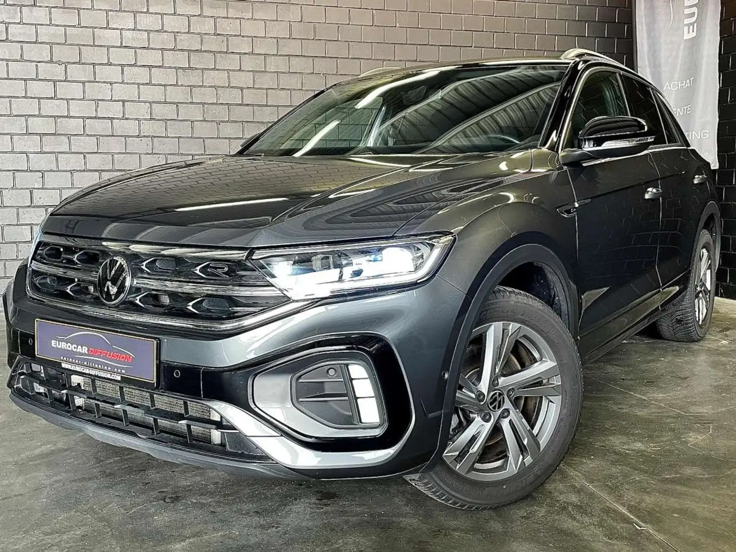Volkswagen T-Roc 2.0 TDI 150CV R-Line DSG7 * Attelage * Gris - 1