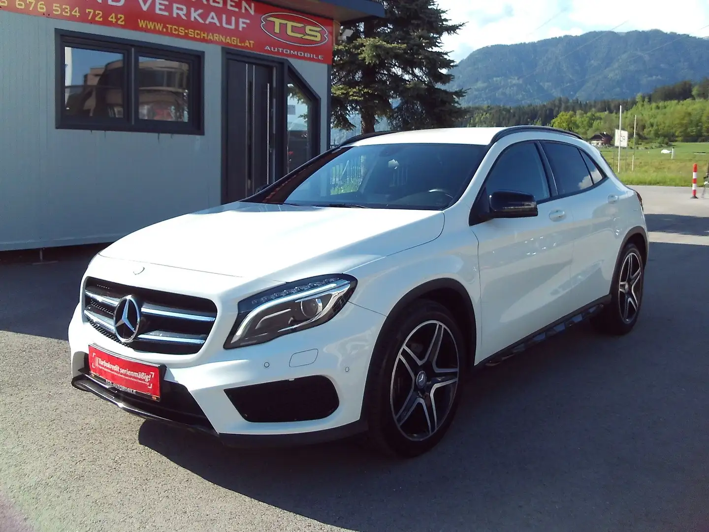 Mercedes-Benz GLA 220 CDI 4MATIC Aut.*AMG-Paket*** Bílá - 2