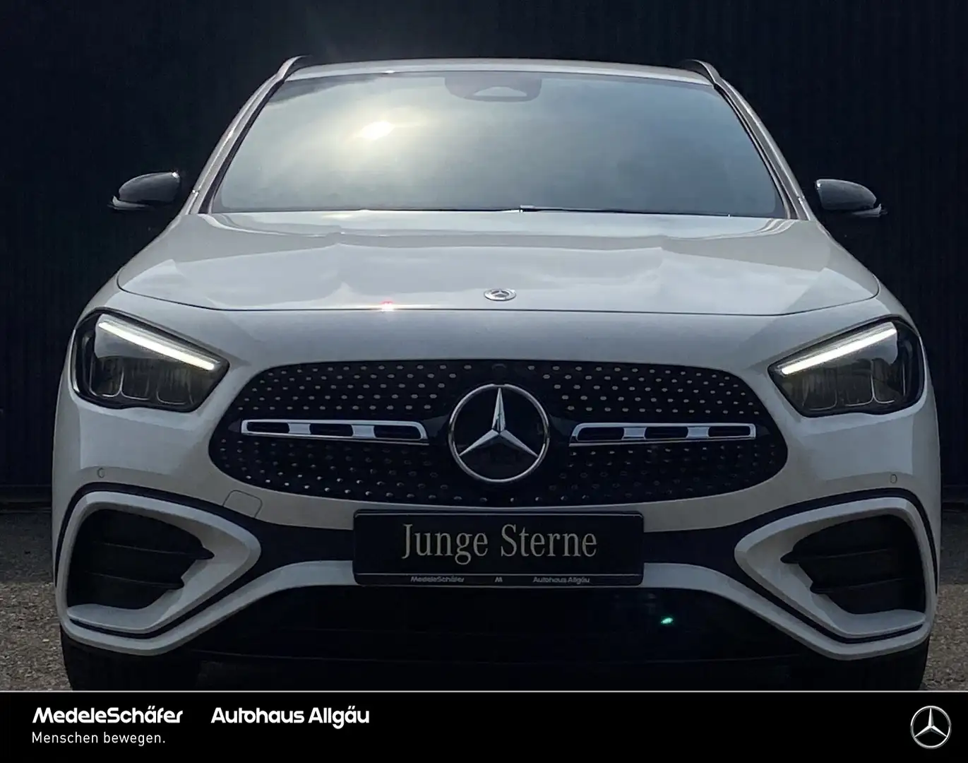 Mercedes-Benz GLA 200 GLA 200 AMG Night AHK Kam Keyl Led LenkHz Ambi LED Weiß - 2