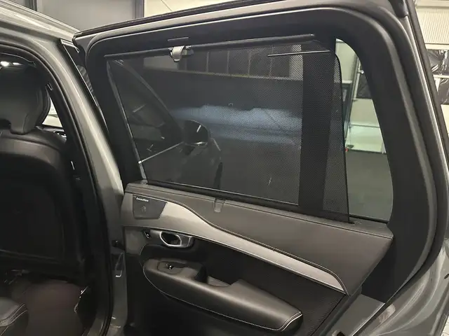 Volvo XC90 view 26