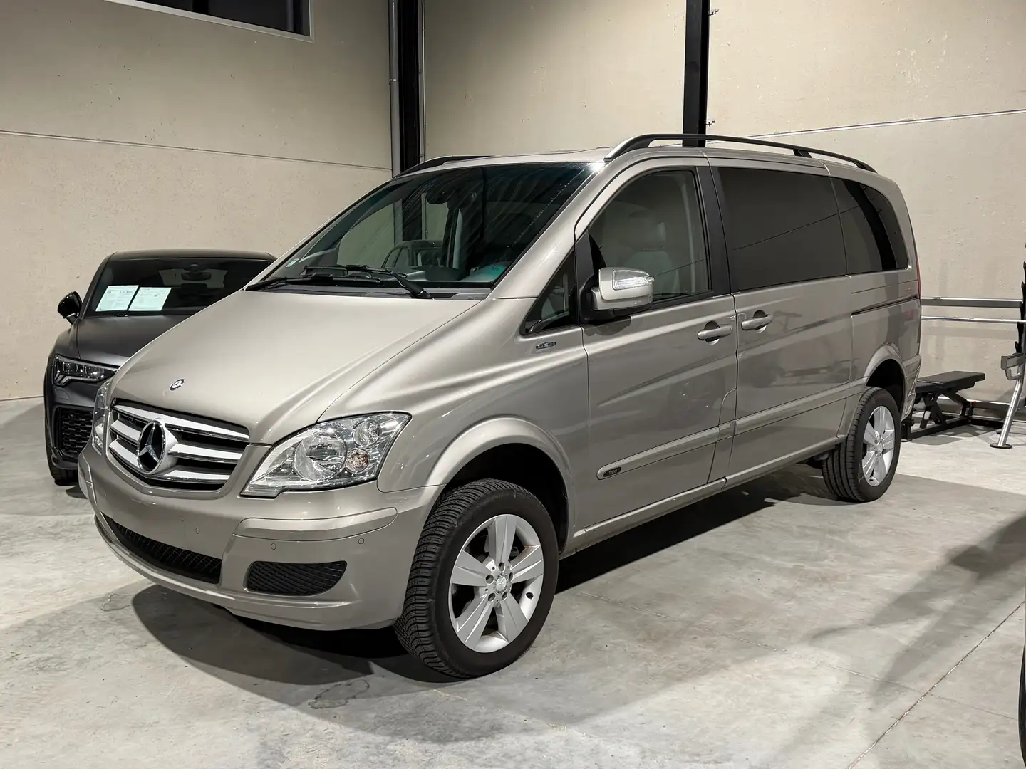 Mercedes-Benz Viano 2.2 CDI 4MATIC Automatik LICHTE VRACHT | BTW - 1