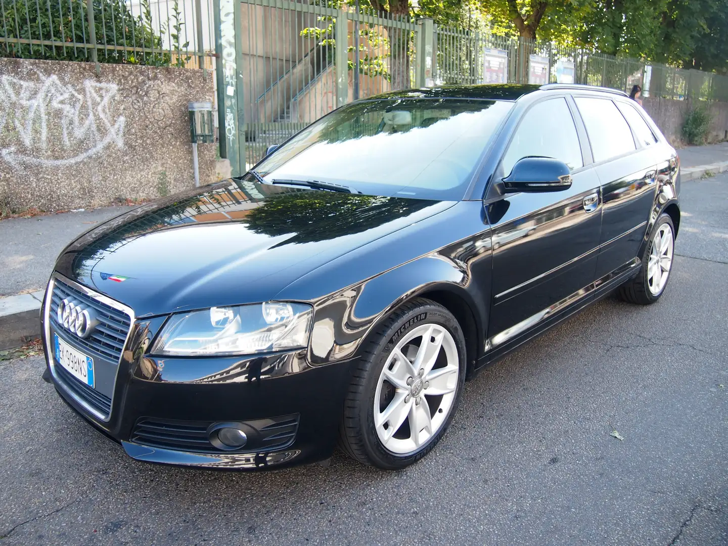 Audi A3 Sportback 2.0 tdi 140CV EURO5 Pochi Km Nero - 1