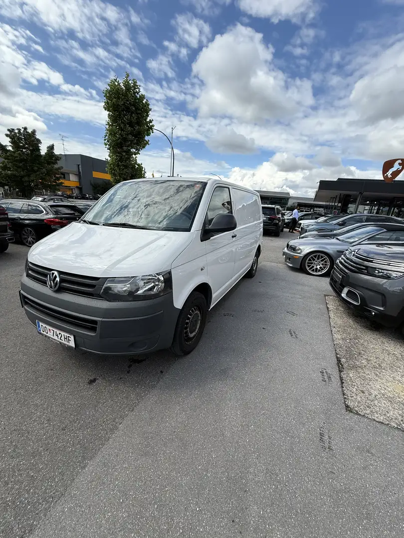 Volkswagen T5 Transporter - 2