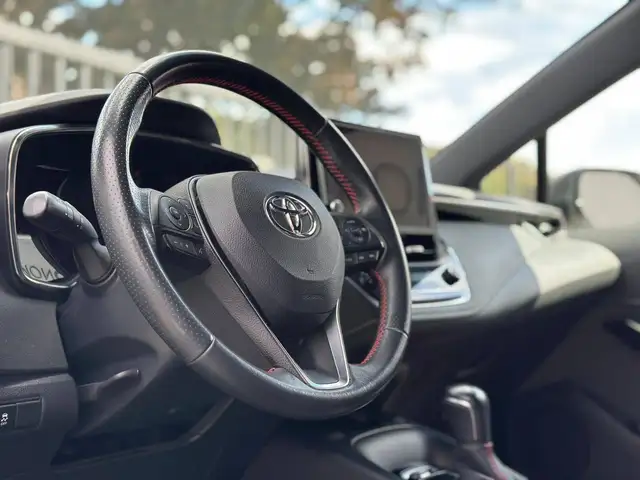 Toyota Corolla view 12