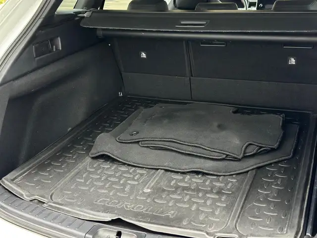 Toyota Corolla view 30