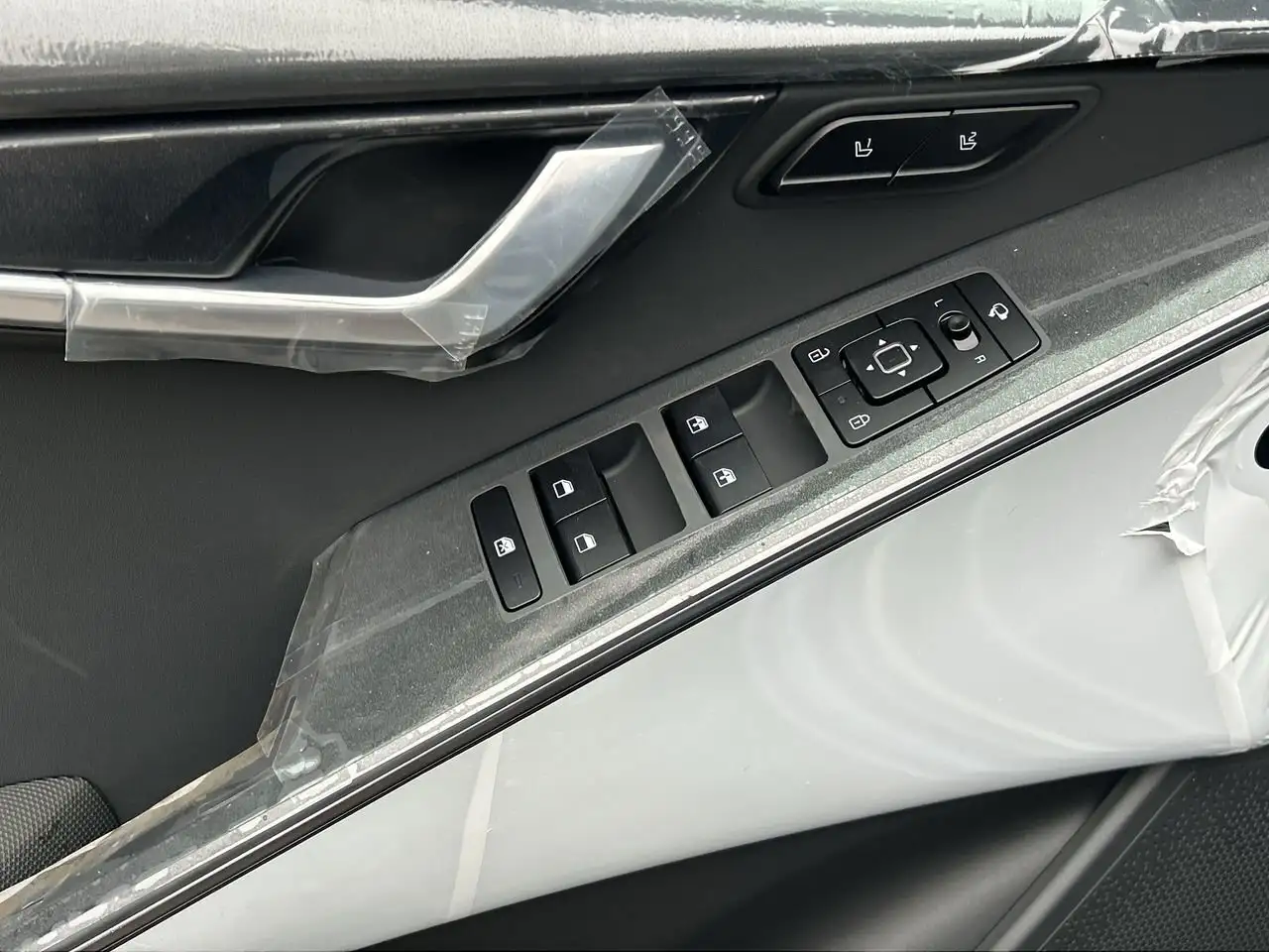 Kia Niro снимка Kia Niro