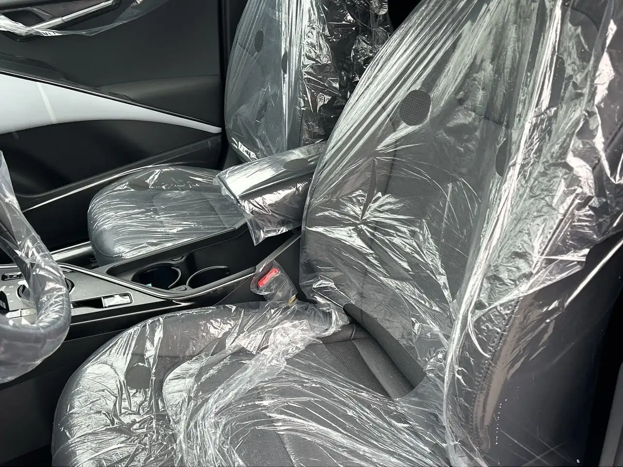 Kia Niro снимка Kia Niro
