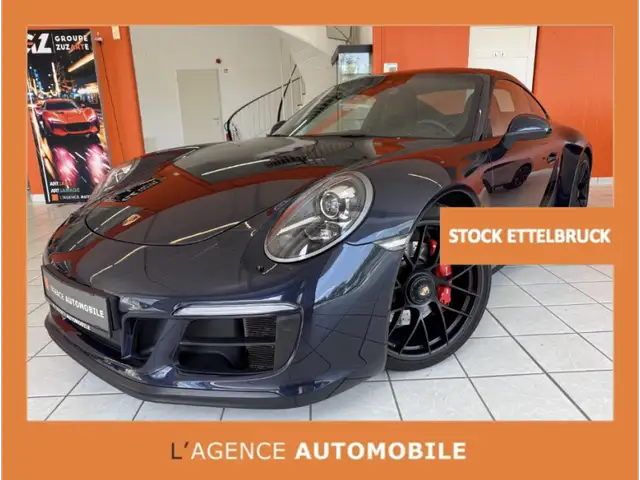 Porsche 991 Carrera 4 GTS