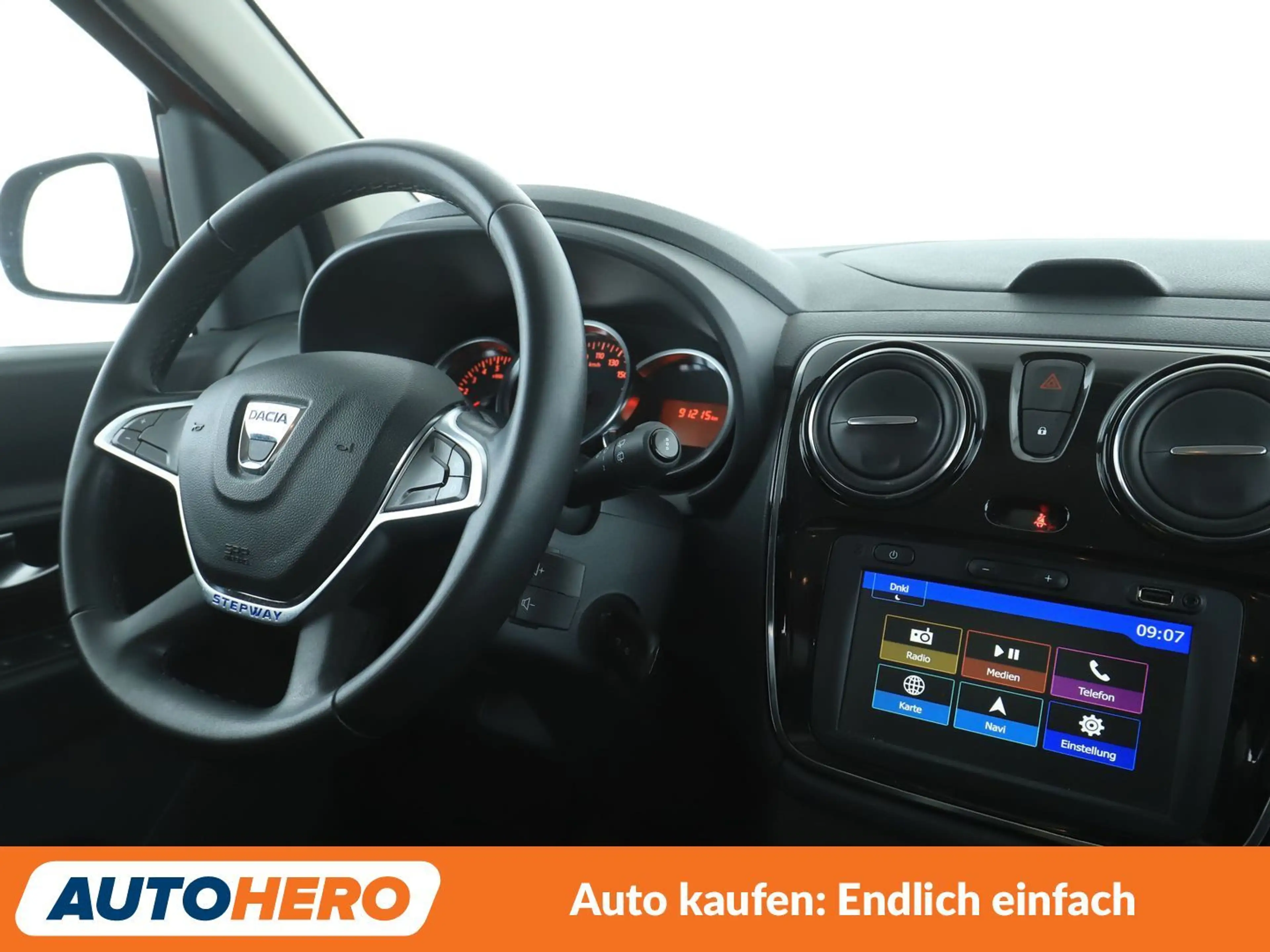 Dacia Lodgy 1.5 Blue dCi Stepway Plus *NAVI*TEMPO*PDC*ALU* — photo 13