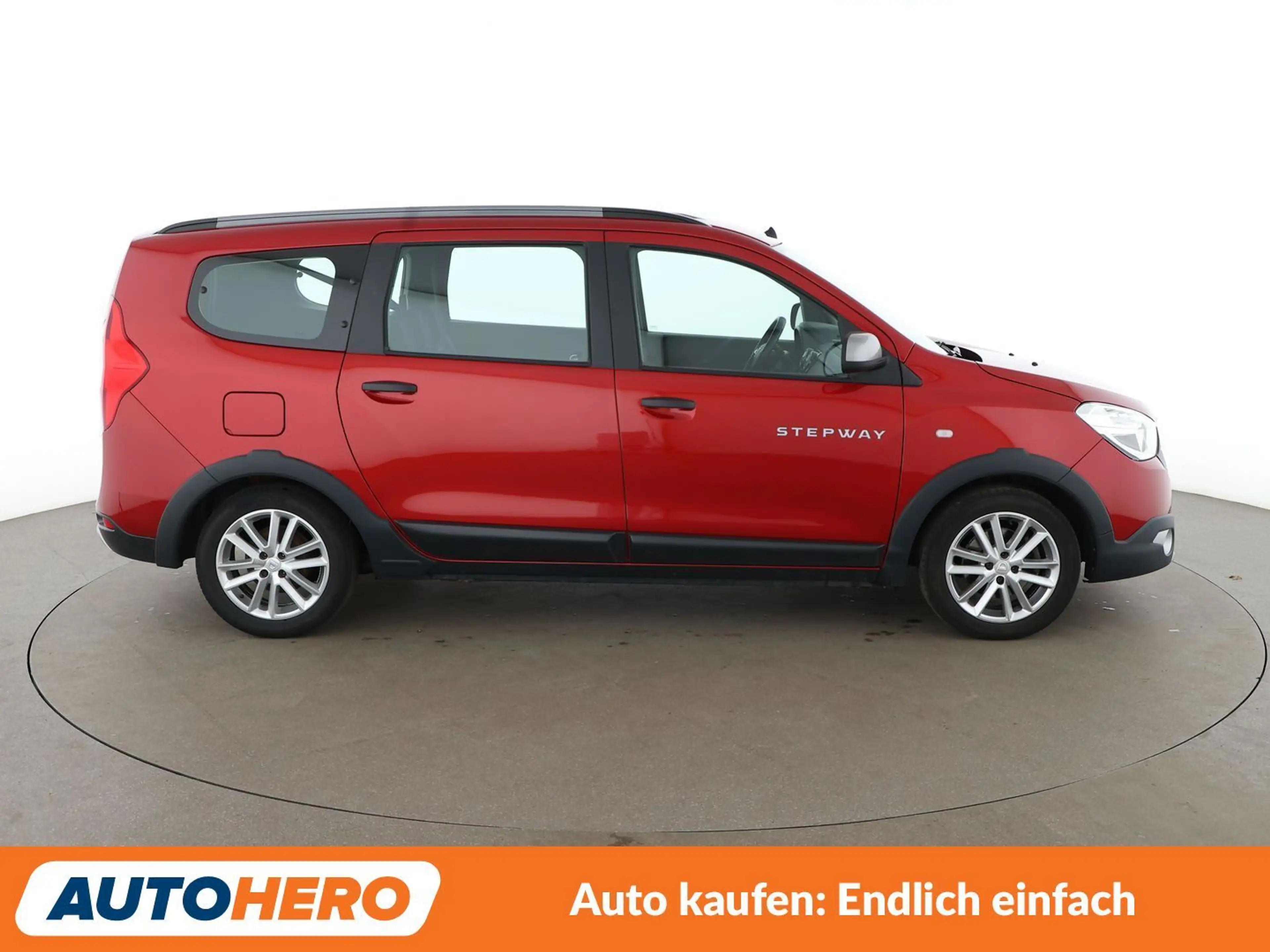 Dacia Lodgy 1.5 Blue dCi Stepway Plus *NAVI*TEMPO*PDC*ALU* — photo 7